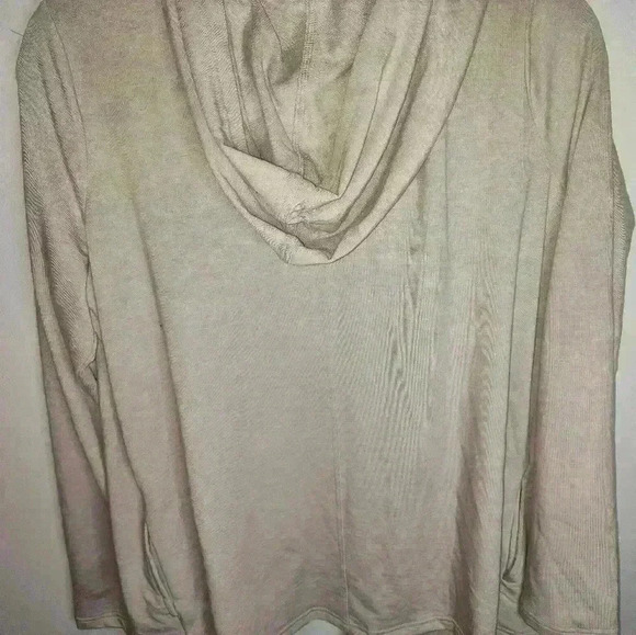 Victoria secret cream soft cardigan size m #72 - Picture 3 of 3
